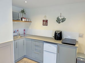 Private kitchen - 1 bedroom accommodation in Bath (Bath)