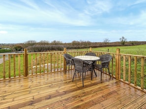 Outdoor dining - 2 bedroom accommodation in Hartshorne (Hartshorne)