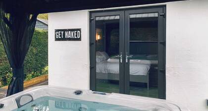 West Lodge Estate Gate House