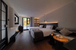 Classic-Zweibettzimmer, Gartenblick | Daunenbettdecken, Minibar, Verdunkelungsvorhänge, schallisolierte Zimmer