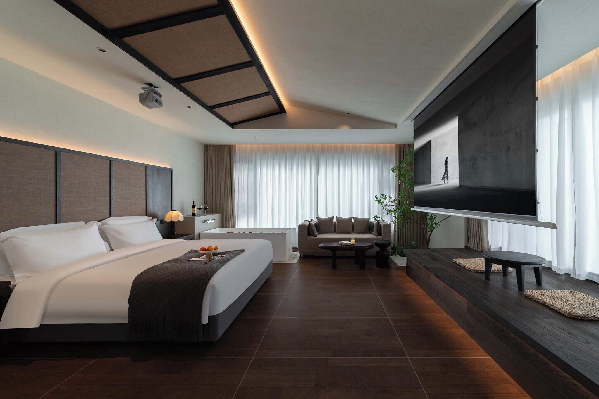 Signature-Doppelzimmer, Parkblick | Daunenbettdecken, Minibar, Verdunkelungsvorhänge, schallisolierte Zimmer