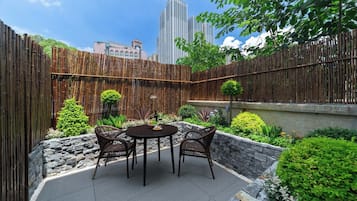 Classic Twin Room, Garden View | Terrace/patio