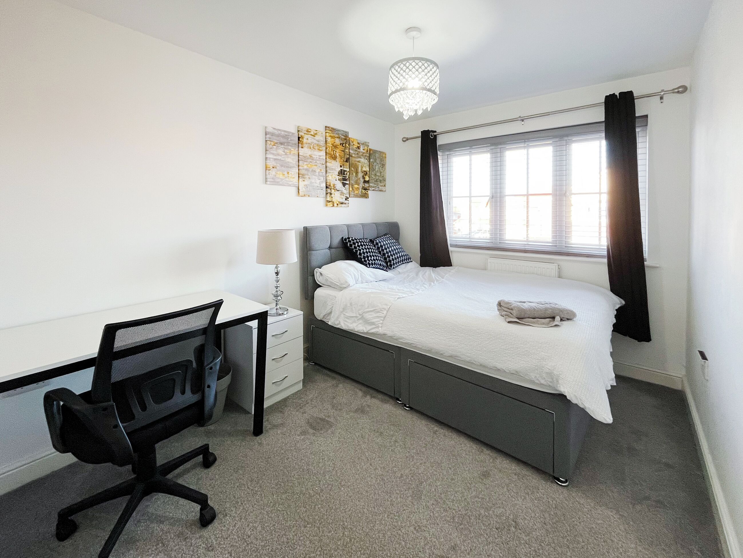 3 chambres, accès au Wi-Fi (inclus)