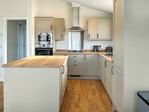 Opvaskemaskine, højstol