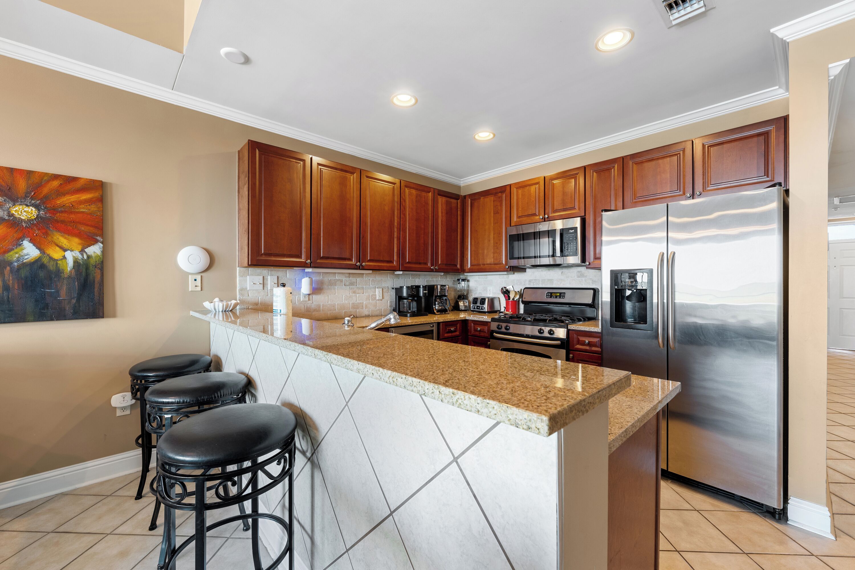 Refrigerador, microondas, horno, placa de cocina