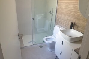 Shower, hair dryer, towels - Casa Serena - Altea, Costa Blanca (Altea)