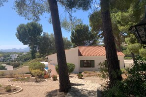 Property grounds - Casa Pippa - Altea, Costa Blanca (Altea)