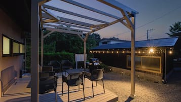 Family House, Garden View | Terrace/patio