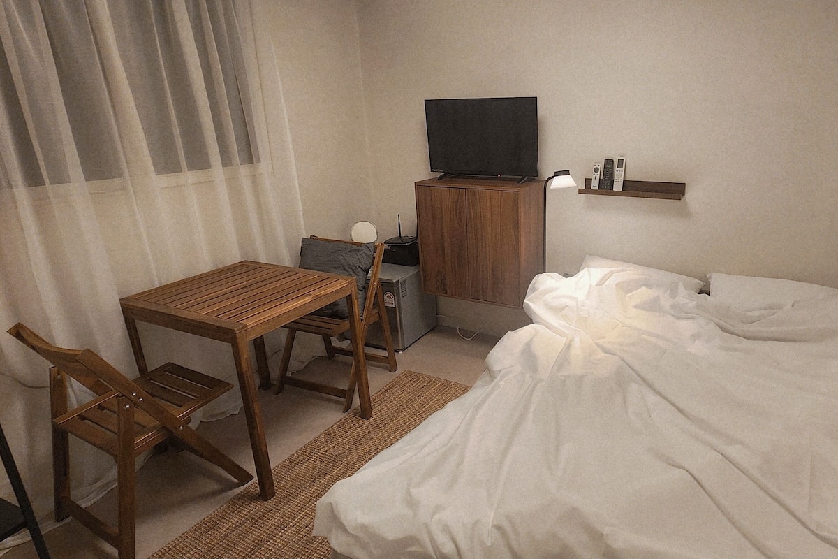 Basic Double Room