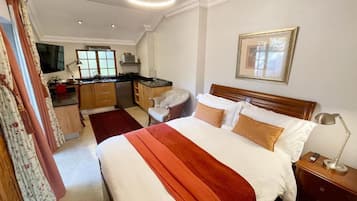 Classic Studio, Patio, Garden View | In-room safe, free WiFi