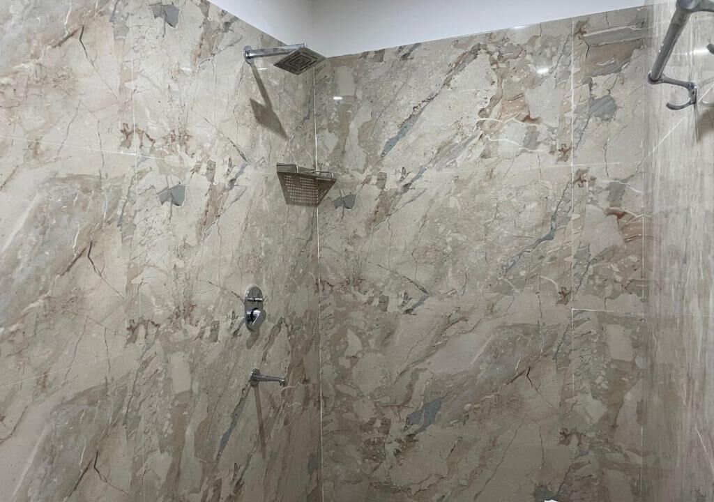 Double Room, Balcony, Garden View | Bathroom