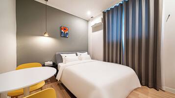 Dobbeltrom โ standard | Skrivebord og wi-fi (inkludert)