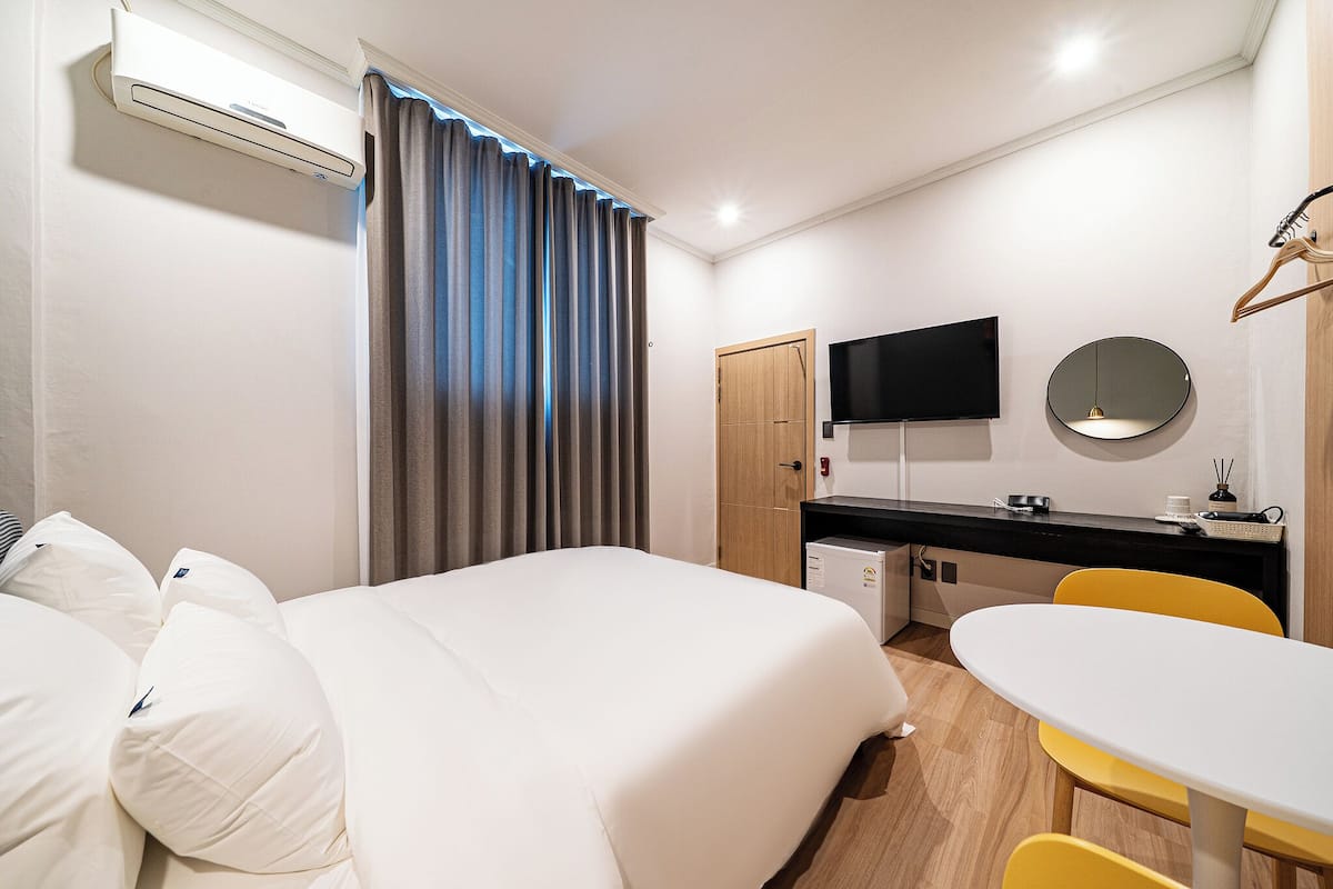 مكتب وواي فاي مجانًا