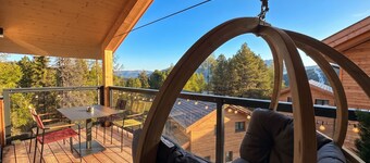 Superior Chalet # 56 with Sauna & Hot Tub