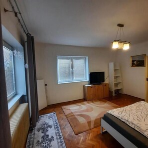 2 chambres, fer et planche Ă repasser, accĂšs Internet