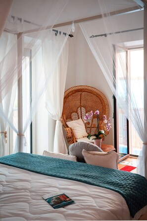 1 bedroom, iron/ironing board, internet, bed sheets - Luxury Suite with stunning Sea View in Positano (Positano)