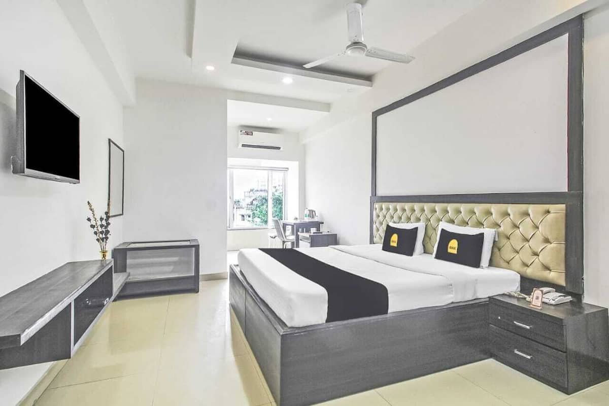 Een bureau, een laptopwerkplek, gratis wifi