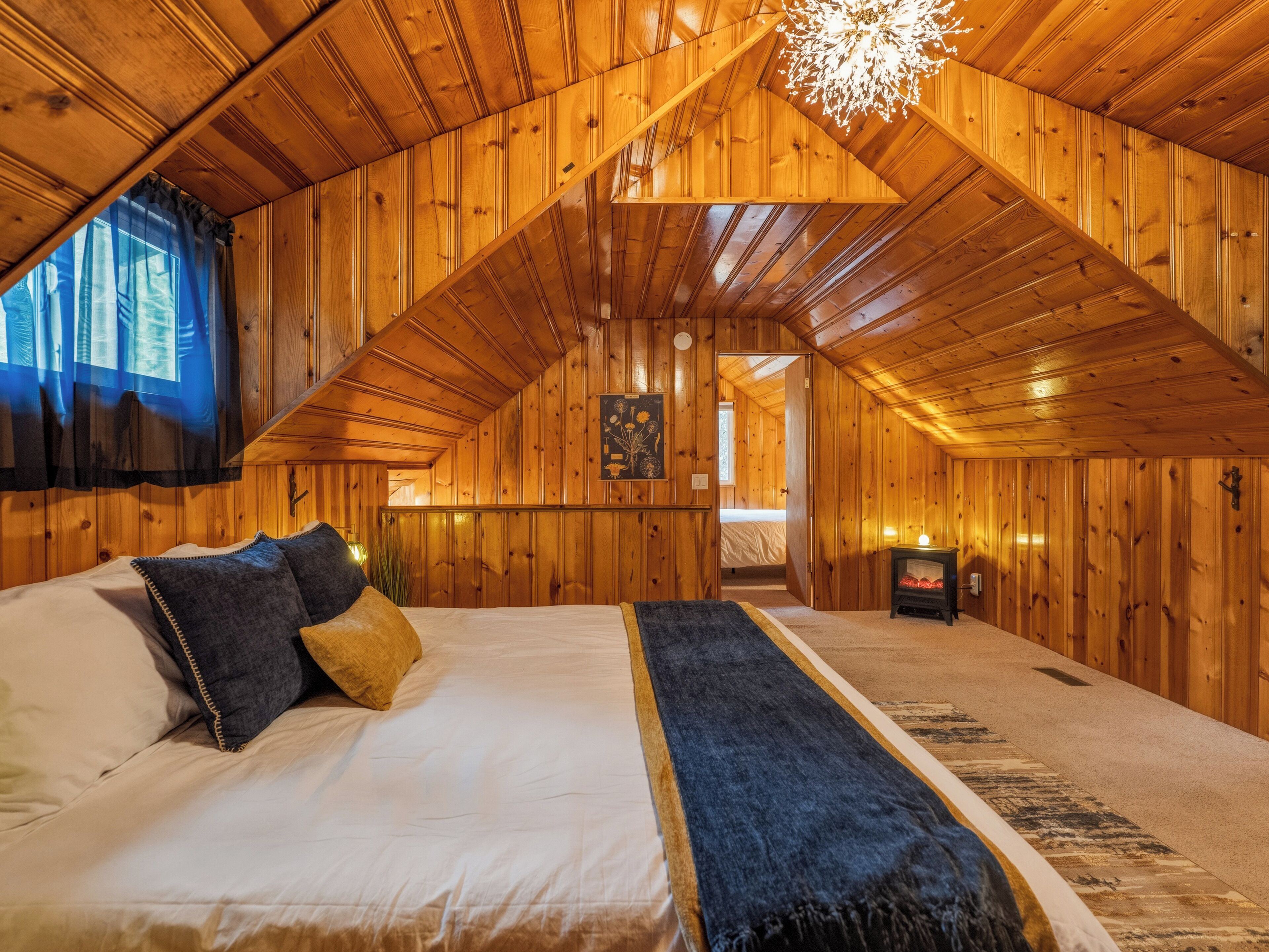 4 bedrooms, WiFi (free), bed sheets