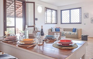Interior - 3 bedroom stunning apartment in Laureana Cilento (Laureana Cilento)