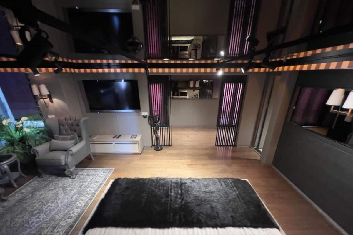 Luxury Suite, Sea View | In-room safe, iron/ironing board, free WiFi