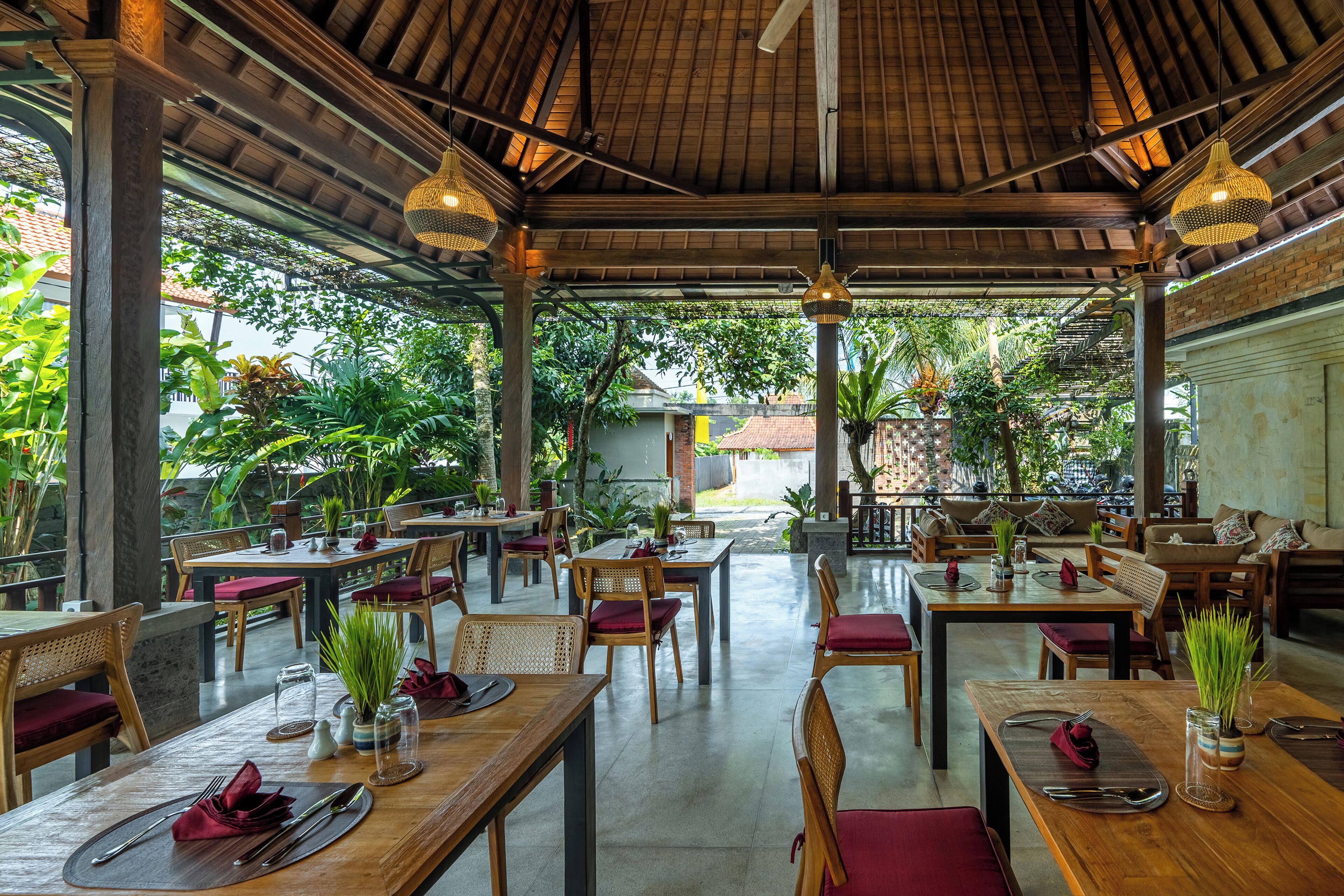 Khu ẩm thực ngoài trời