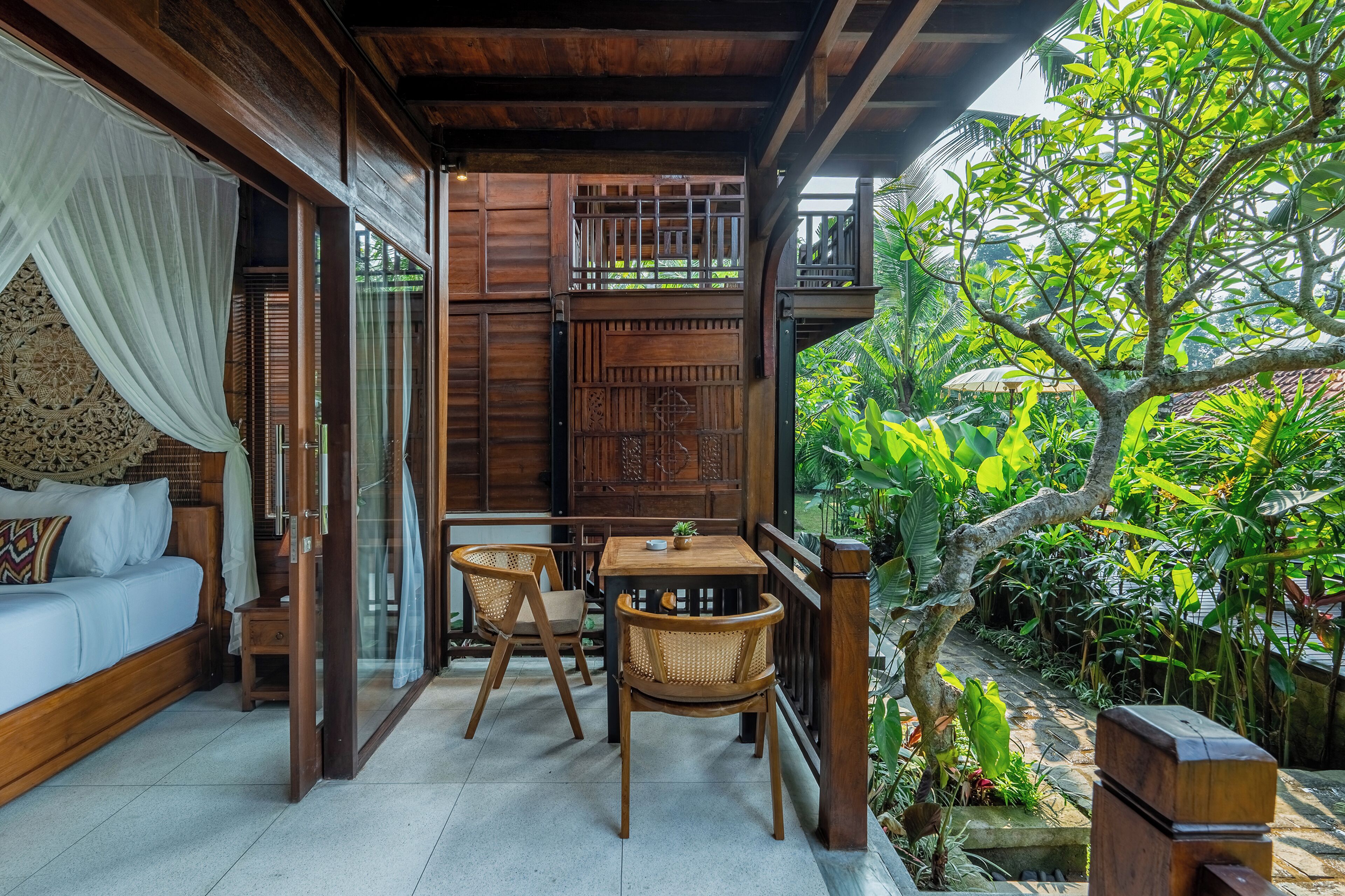 Superior Double Room, Lanai, Pool View | Outdoor dining