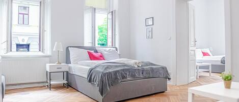 Iron/ironing board, free WiFi