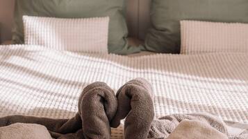 Comfort House, Multiple Bedrooms, Mountain View, Garden Area | Free cots/infant beds, free WiFi, bed sheets