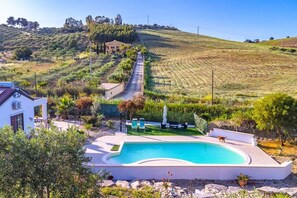 Outdoor pool - Oasi Relax by Biddizzi Rari - surrounded by greenery with a swimming pool (Sciacca)