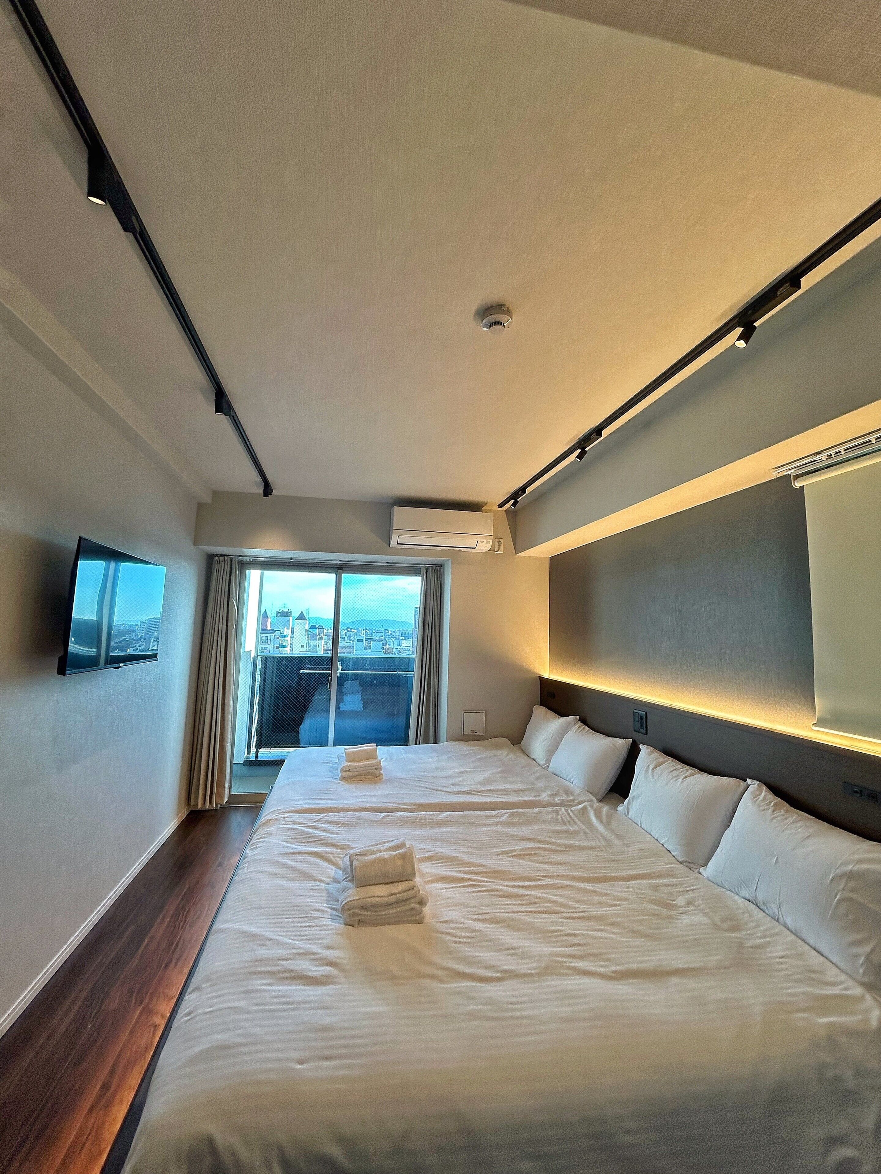 Familien-Zweibettzimmer, Balkon, Stadtblick