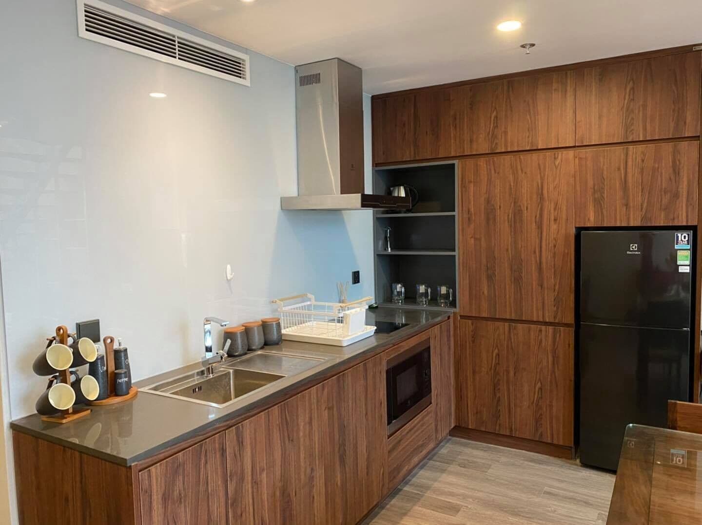 Mini-fridge, microwave, espresso maker, coffee/tea maker