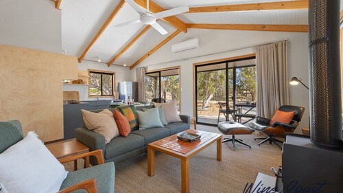 Alula Cottage by Wine Coast Holidays