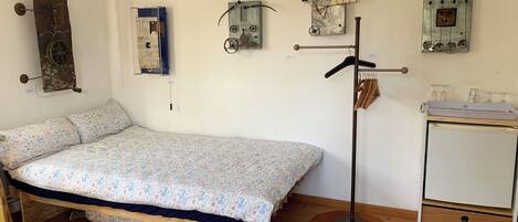 アイロン / アイロン台、WiFi、ベッドシーツ