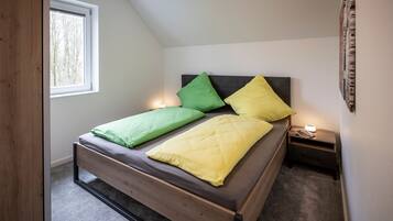 2 habitaciones, cuna de viaje, wifi y ropa de cama