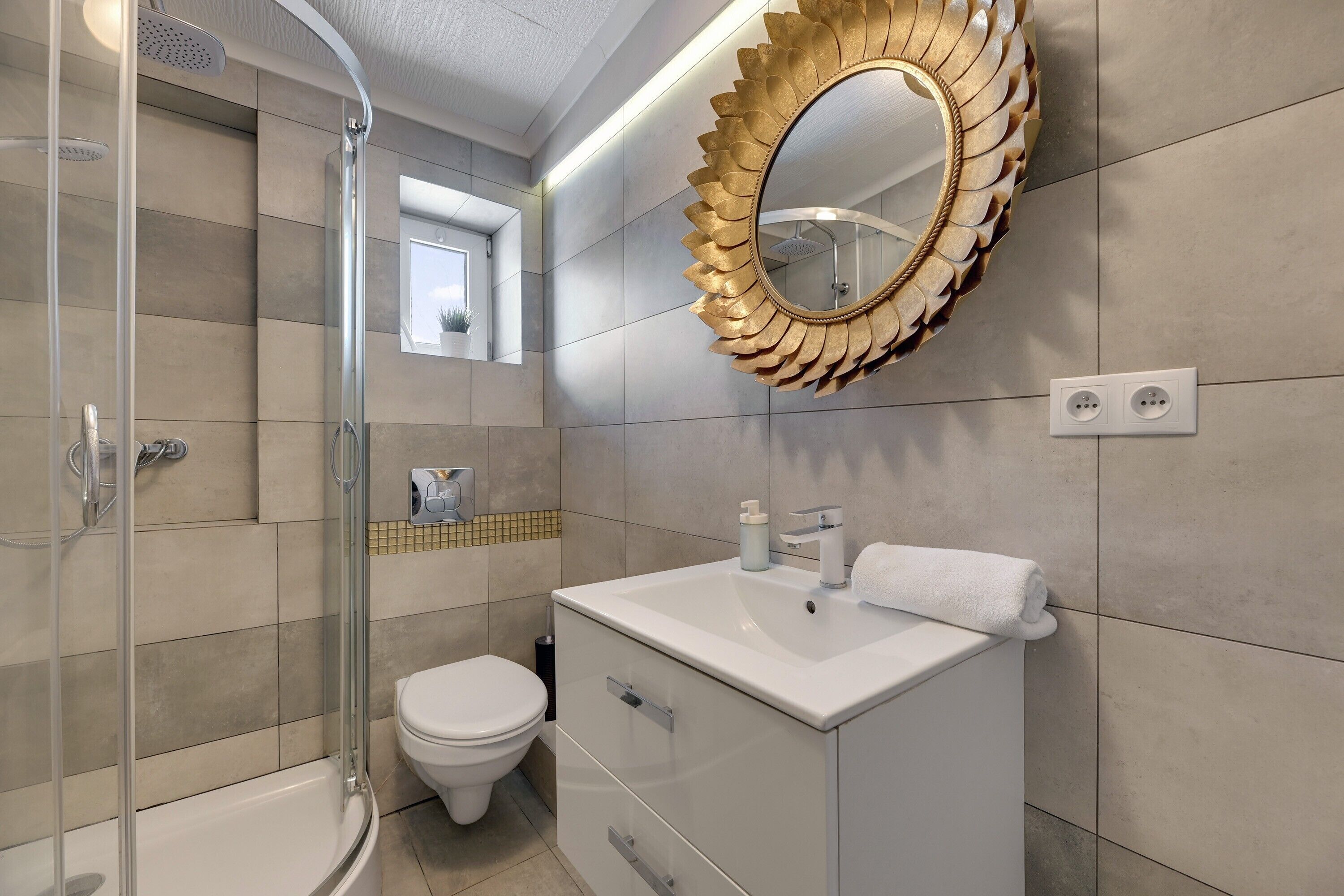 Comfort Apartment | Bathroom