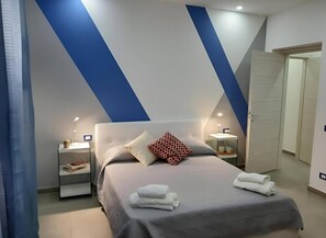 Căn hộ, ban công, quang cảnh sân vườn | Màn/rèm cản sáng, truy cập Internet không dây miễn phí 