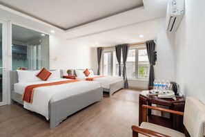 Family Twin Room, Balcony, City View | Desk, free WiFi - HELEN AIRPORT HOTEL (Ho Chi Minh City)