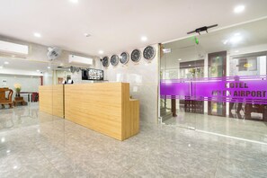 Lobby - HELEN AIRPORT HOTEL (Ho Chi Minh City)