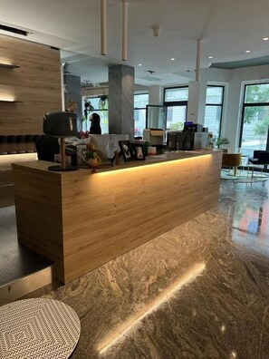 Lobby - HOTEL 900STRATI  (Bergamo)