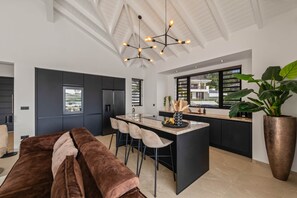 Interior - Bloomington Blue Bay (Sint Michiel)