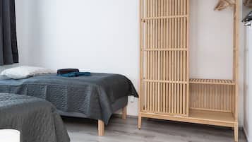 4 bedrooms, free WiFi, bed sheets