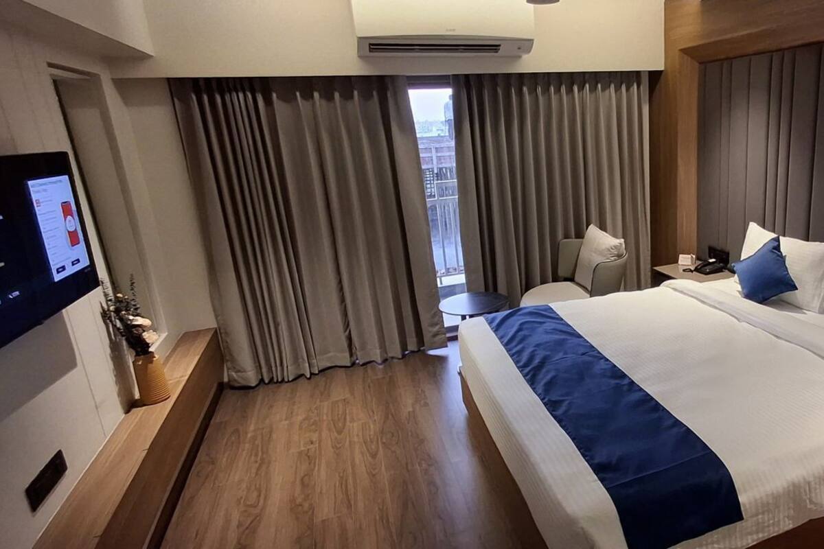 Club Room