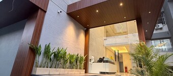 Hotel StoneLeaf