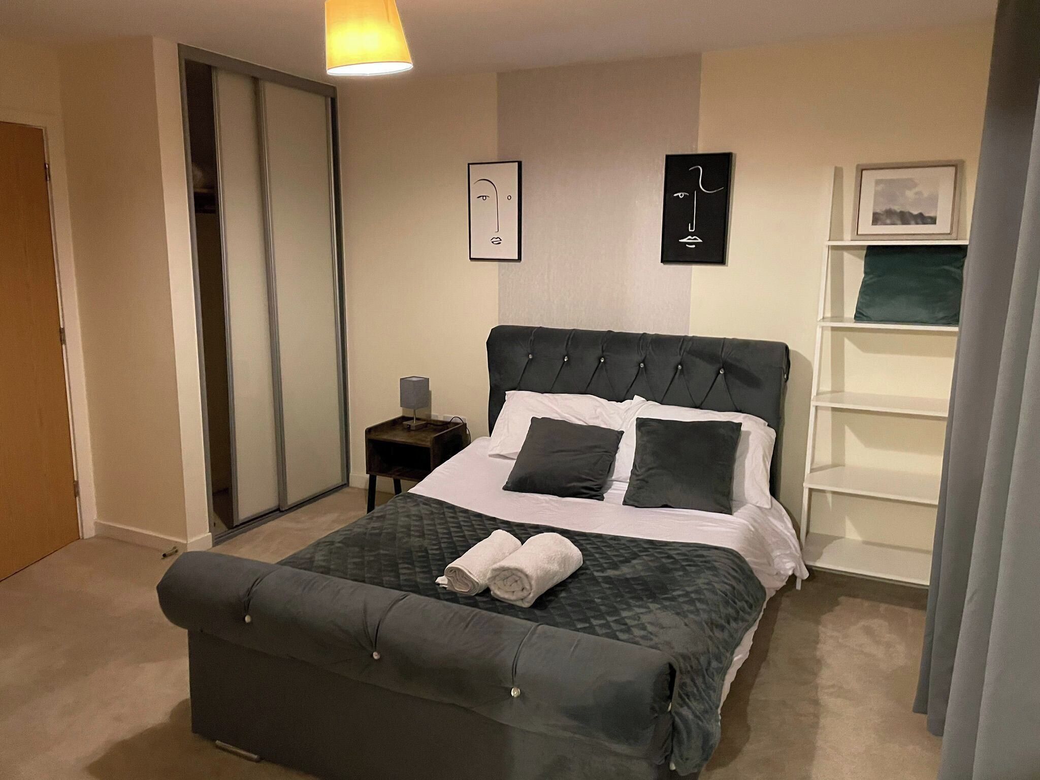 3 bedrooms, iron/ironing board, free WiFi, bed sheets