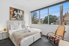 2 bedrooms, iron/ironing board, WiFi, bed sheets - Sunny St Kilda, 2br, 5wk short stay (St Kilda)