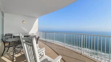 Signature Condo, 3 Bedrooms, Balcony, Beachfront | Balcony view