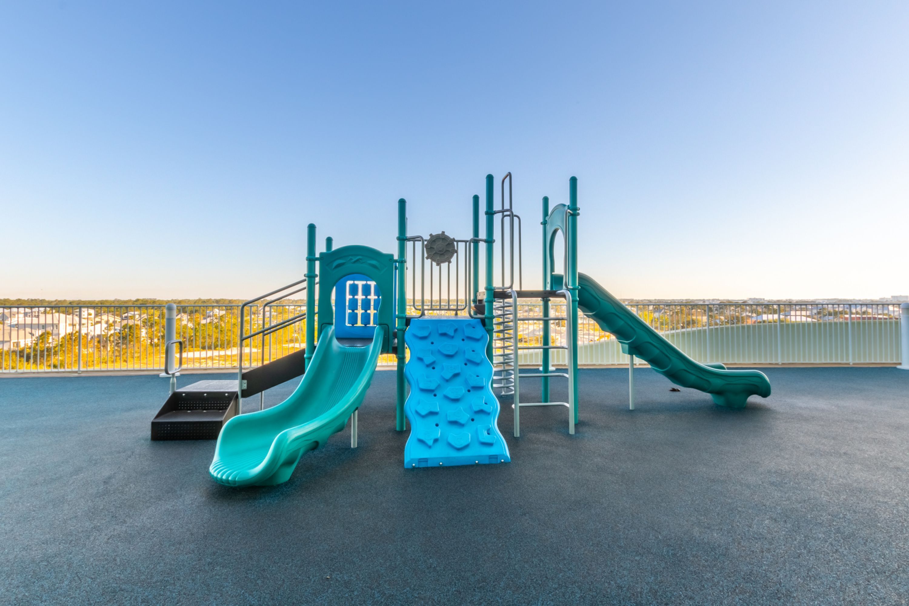 Außen-Kinderspielplatz