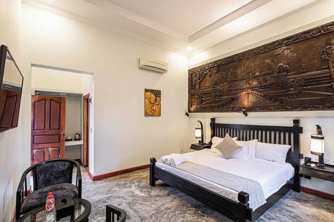 Deluxe Double Room, Garden View | Desk, free WiFi