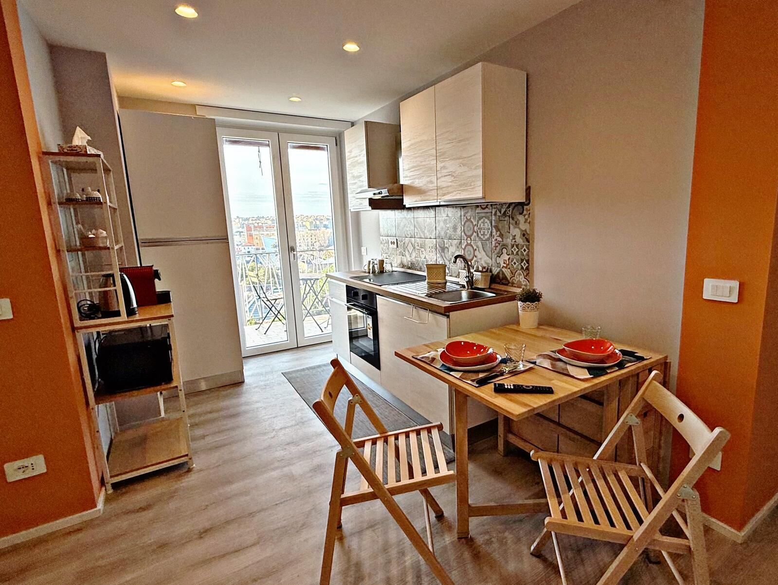 Apartment, City View | Private kitchen