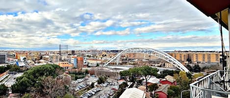 Apartamento, vistas a la ciudad | Jardines del alojamiento